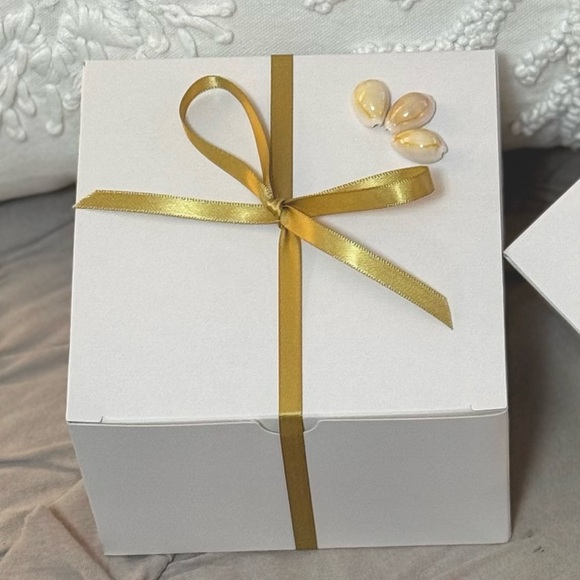 Hand Crafted Flower Market Trinket Shell Dish Blue - Picture 5 of 5